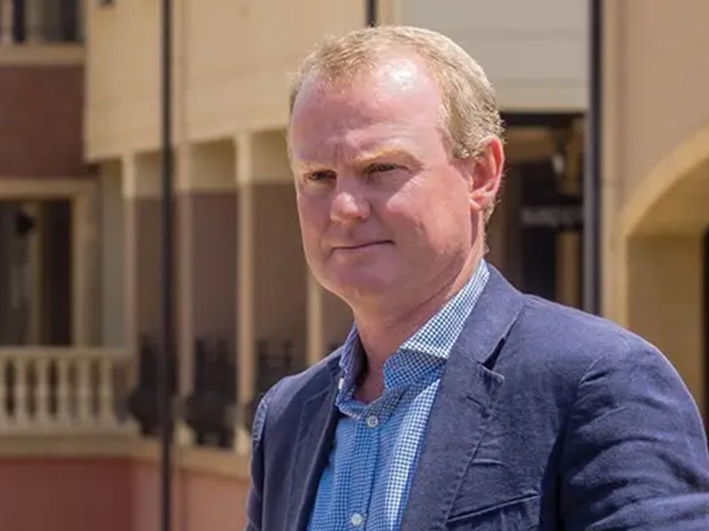 Portrait of Simon Herd