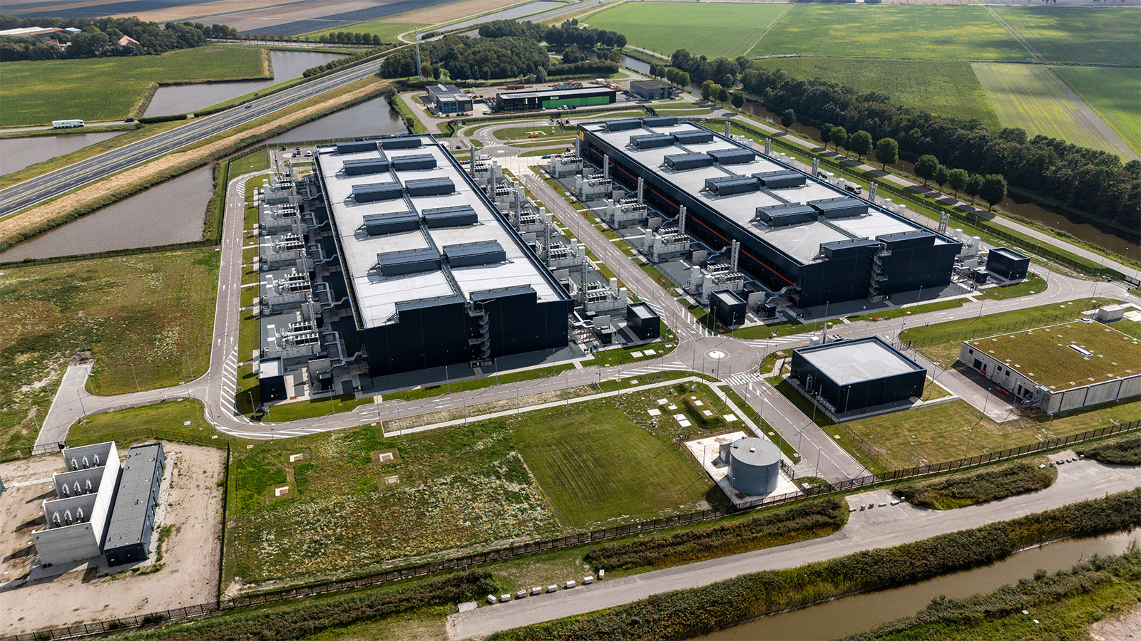 Mace | How can data centre owners deliver in a fiercely competitive ...